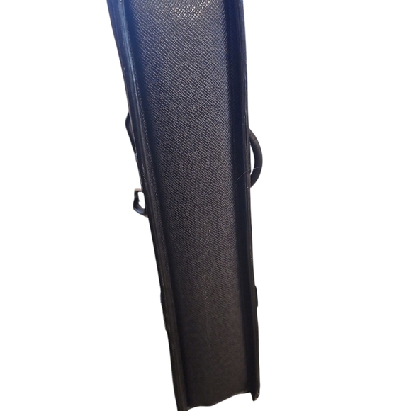 Louis Vuitton Black Tiaga Leather Unisex Briefcase - Picture 4 of 17